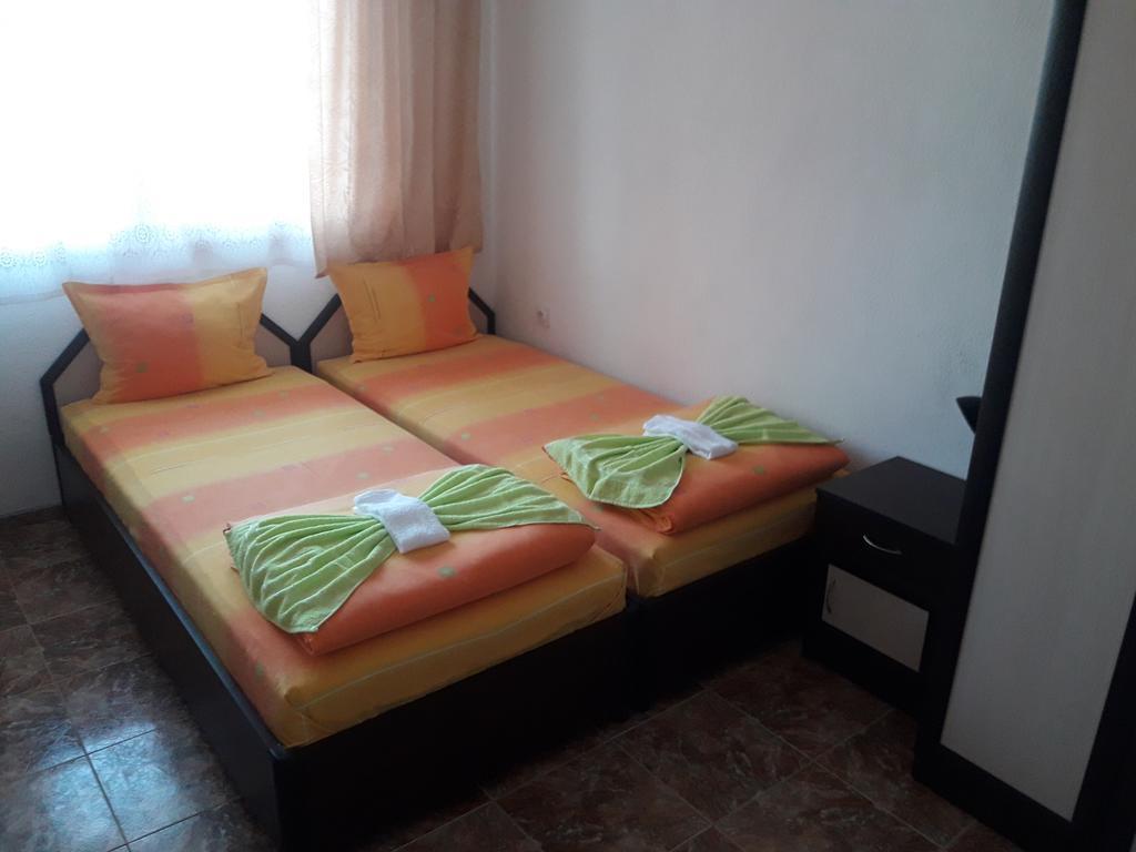 Georgievi Guest House Pomorie Kültér fotó